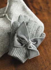 GLOVES WITH VELVET BOW