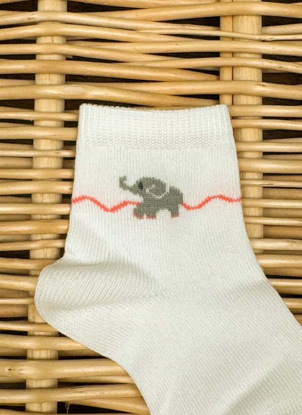 1 pair plain short socks + 1 pair elephant