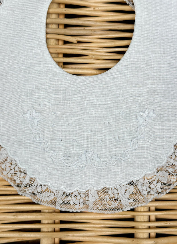 LINEN & LACES BIB