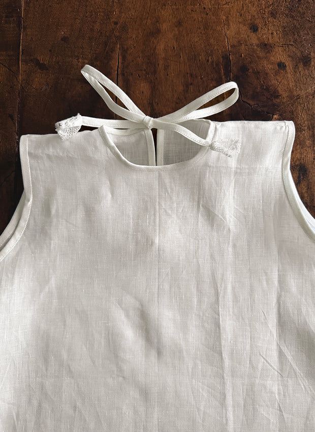BAPTISMAL BIB IN LINEN